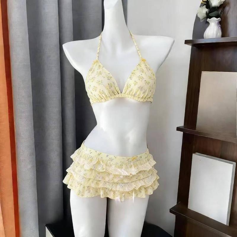 Japanese Style Kawaii Girls Swimsuit Sweet Printed Halter Bikini Swimsuit Women Ruffle Bikini Set