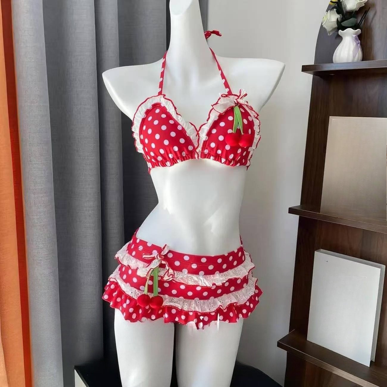Japanese Style Kawaii Girls Swimsuit Sweet Printed Halter Bikini Swimsuit Women Ruffle Bikini Set